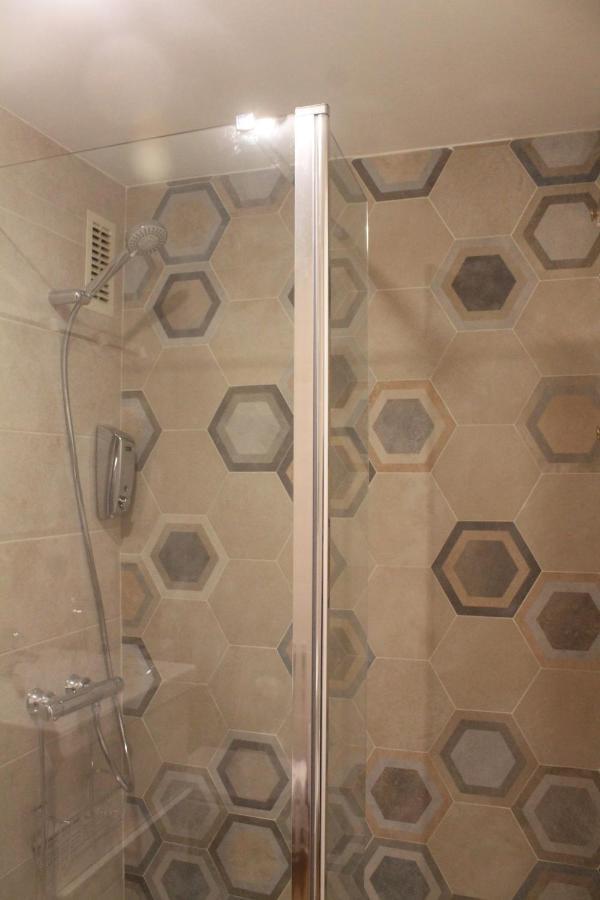 Apartamento Pamplona Comfort Bagian luar foto
